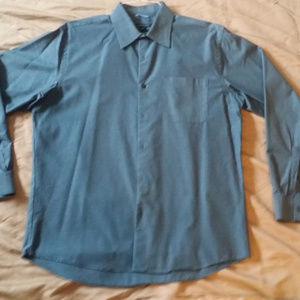 Van Heusen men's shirt